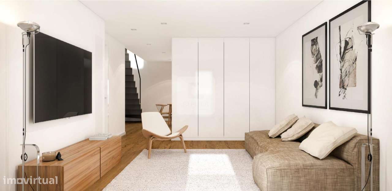 Apartamento T2 Duplex no Centro do Porto - Grande imagem: 2/8