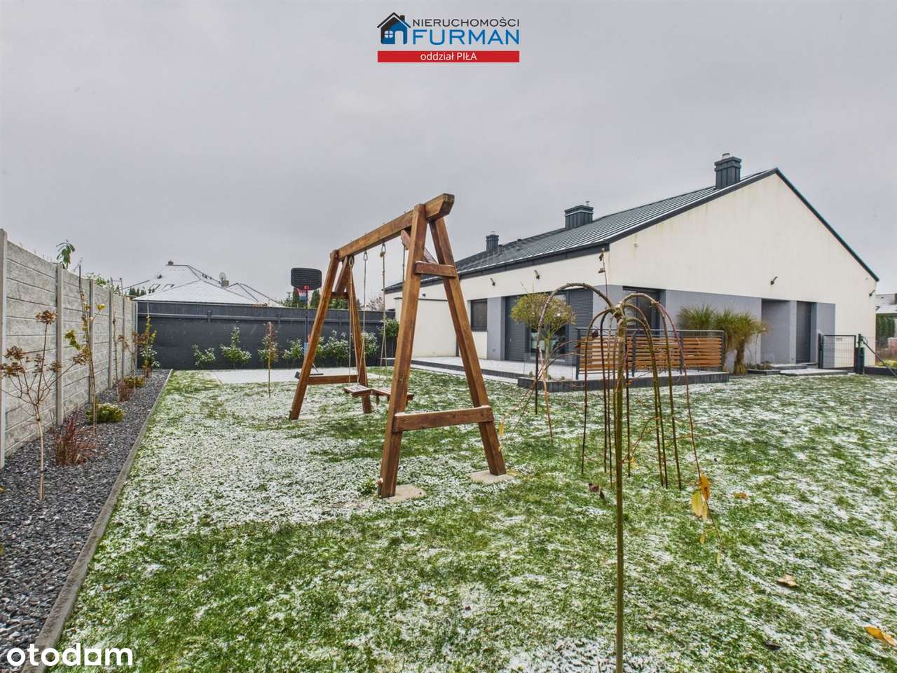 Dom parterowy w zabudowie bliźniaczej 97 m2-17