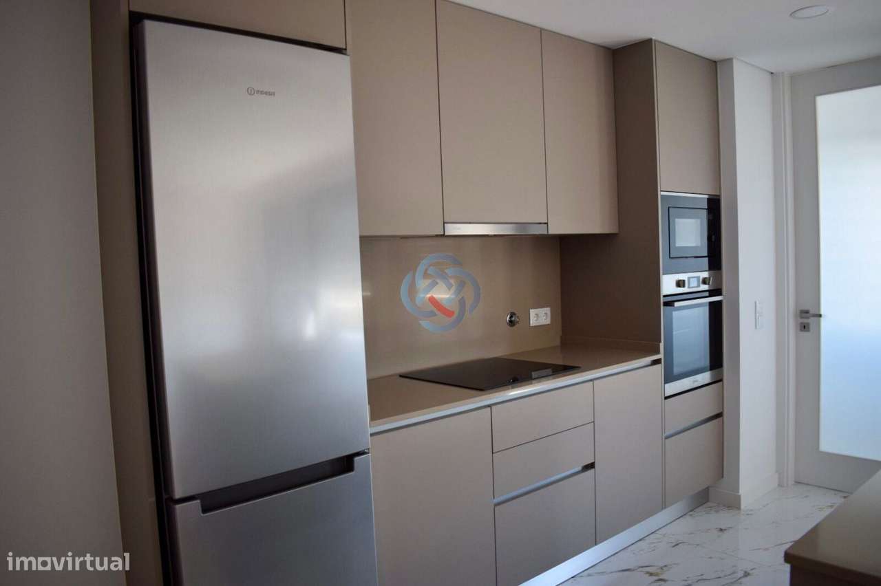 Apartamento T2 em Condominio de Luxo em Santa Maria da Feira-5