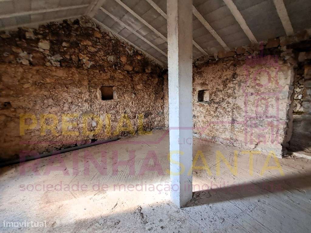 Moradia Recuperada em Penela - Grande imagem: 4/11