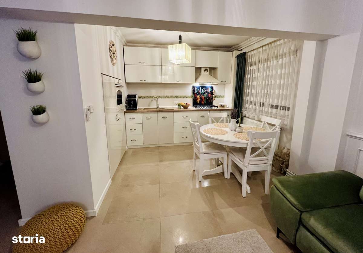 Vand apartament la cheie, 4 camere, Micalaca - Imagine principală: 3/11
