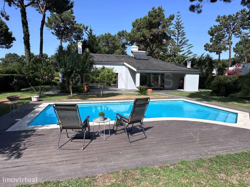 Moradia Isolada T4 Venda Almada-11