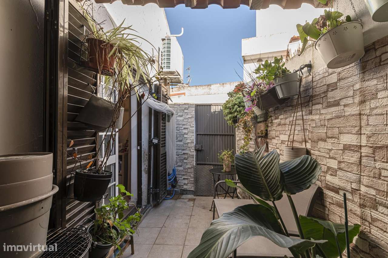 Moradia Acolhedora e Remodelada no Samouco, Alcochete, Setúbal-38