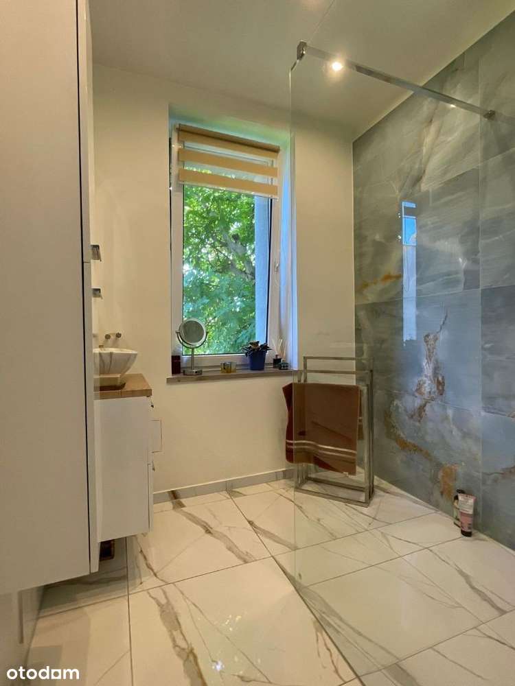 Dom z lokalem użytkowym ul. Zwycięstwa-14