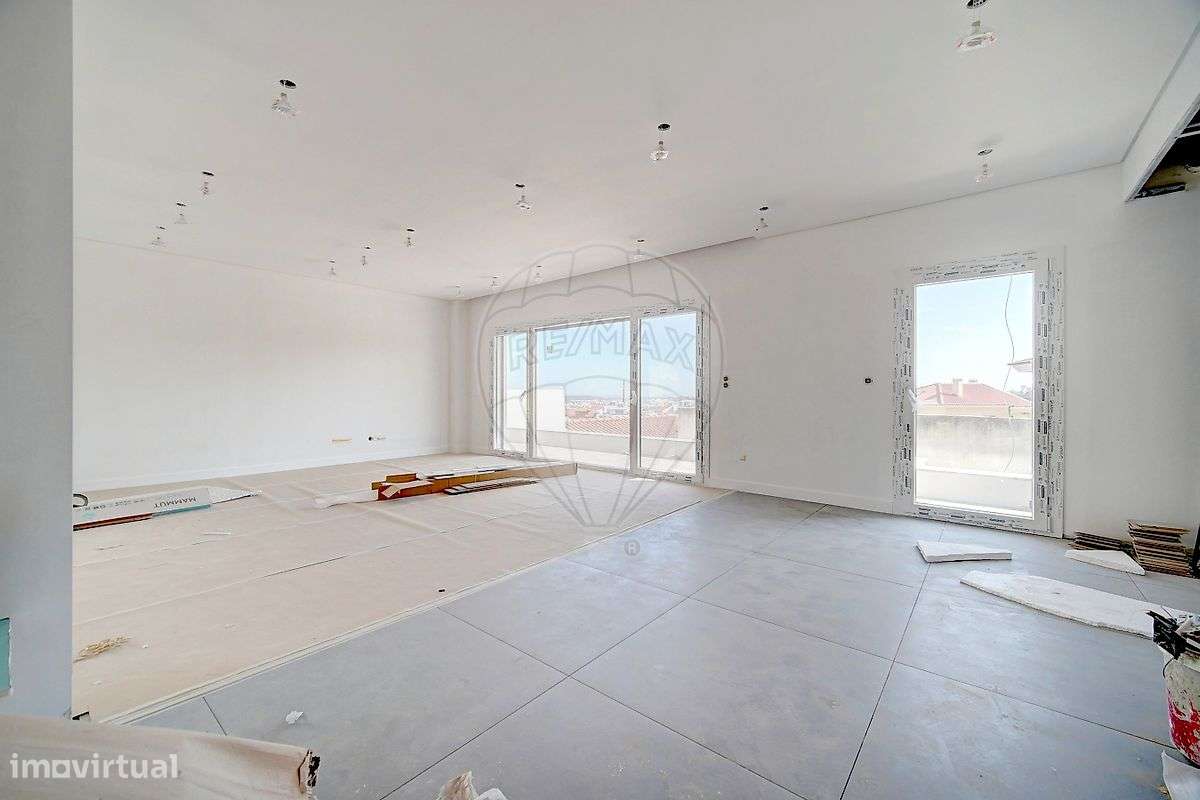 Moradia T5 para venda-15