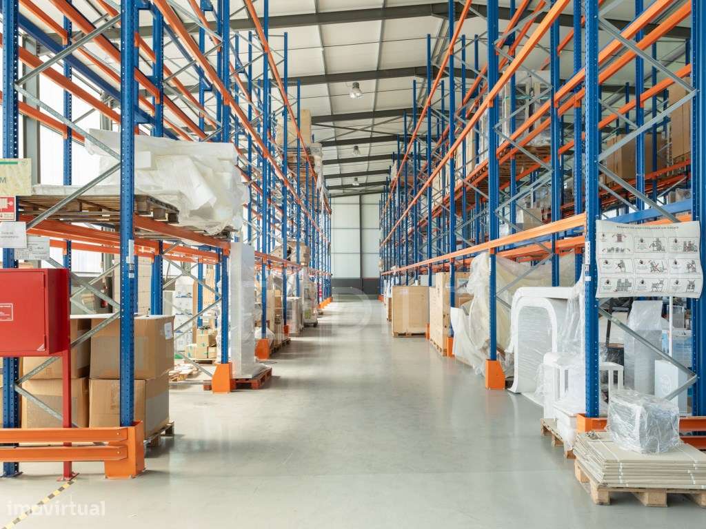 Armazém para venda no FactoryHub em Covais, Penacova-11