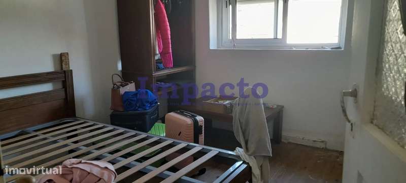 2 Moradias T2 para remodelar em São João da Madeira - Grande imagem: 4/12