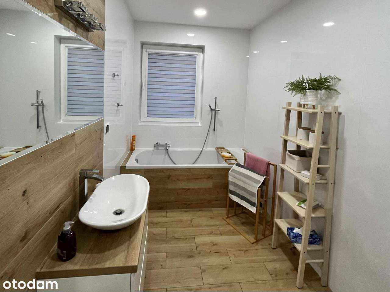 Nowoczesny dom z dużą działką, Wielgłowy-10