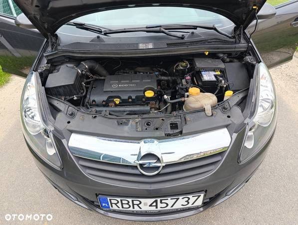 Opel Corsa 1.4 16V Sport - 37