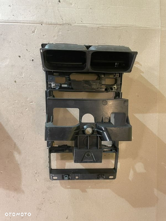 Panel środkowy deski rozdzielczej Ford mondeo mk3 lift - 2