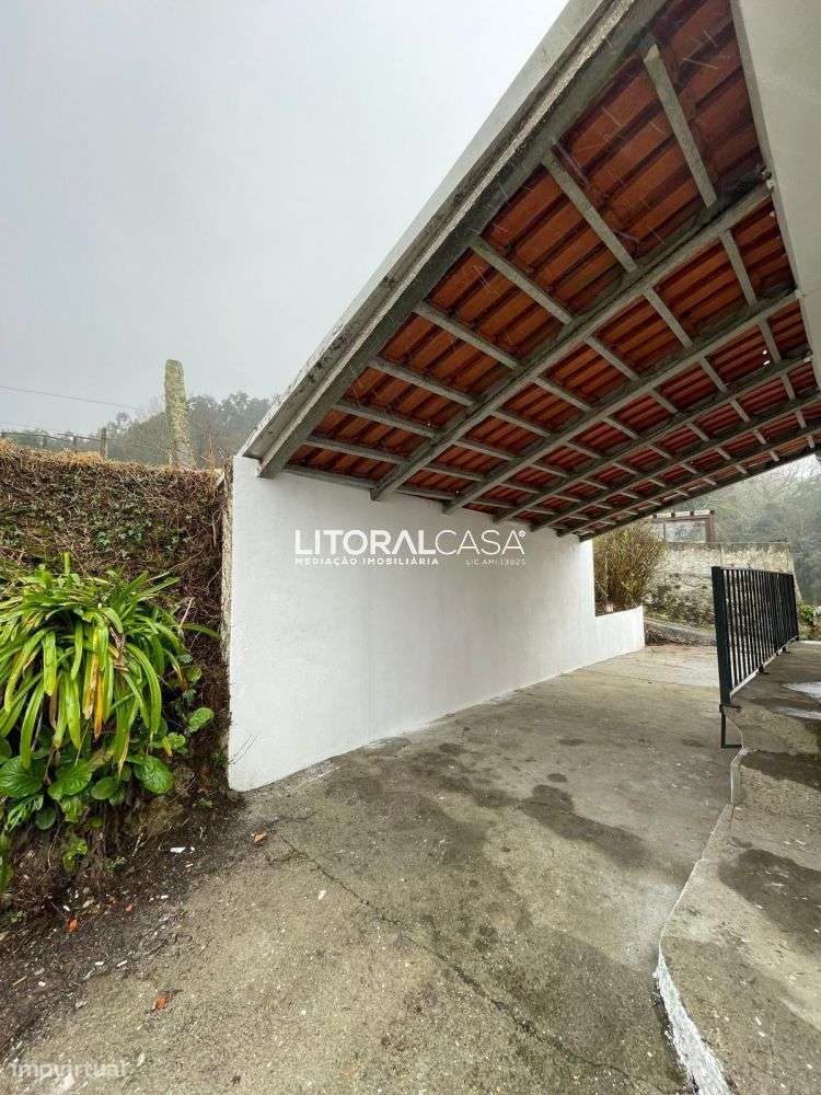 Moradia T3 Remodelada - Silva Escura-7