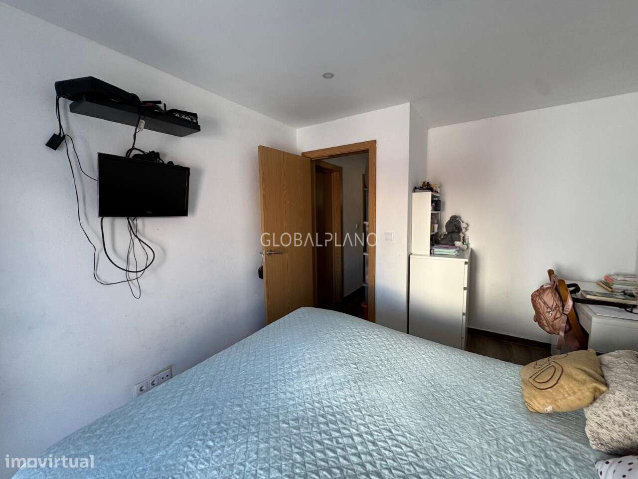 Moradia V4+1 em banda-5