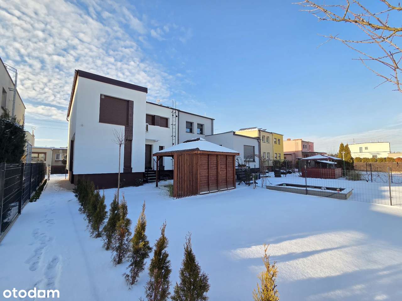 Na sprzedaż KOMFORTOWY DOM bliźniak 159 m2 - Leszno - Gronowo-19