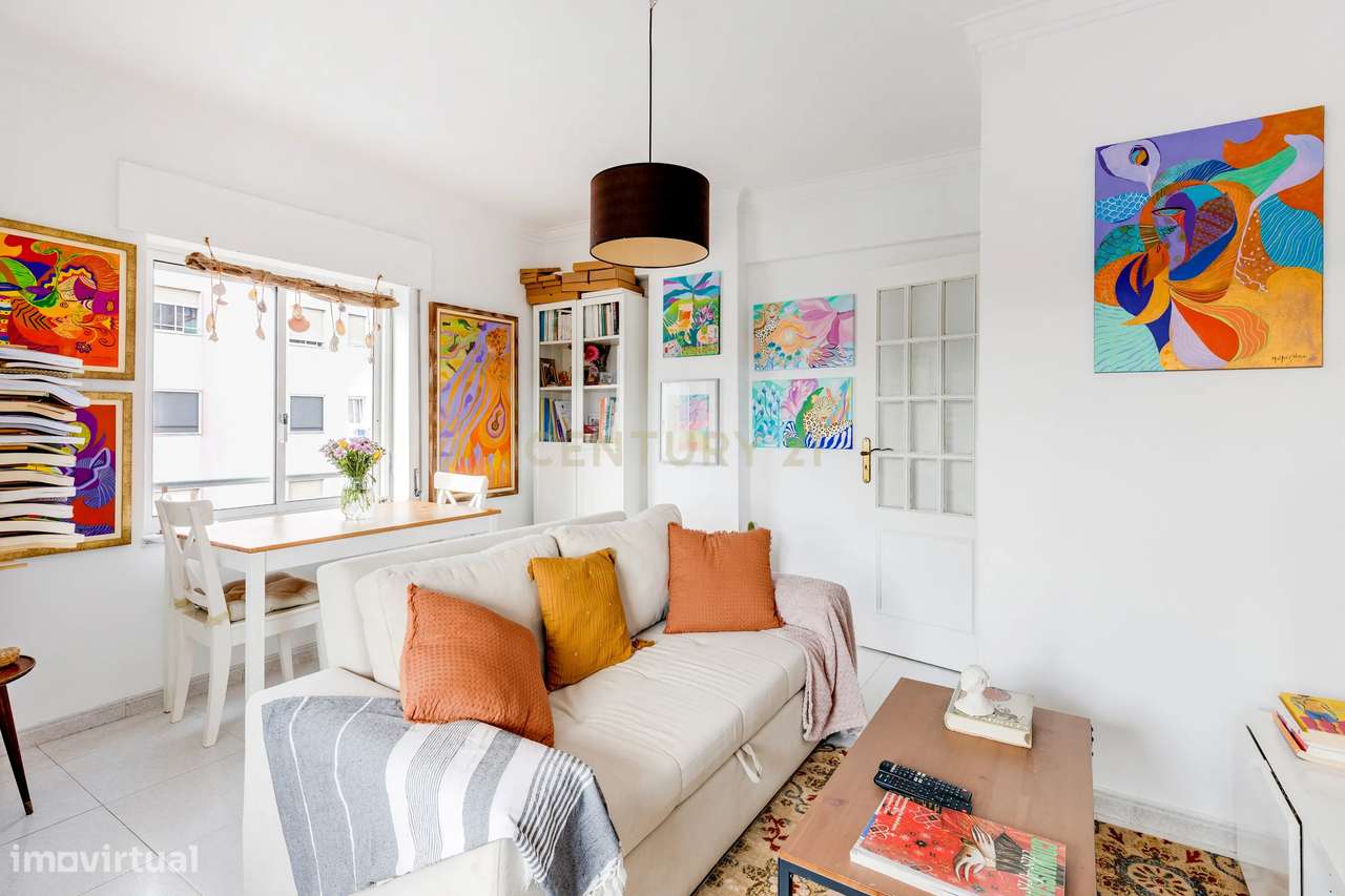 Apartamento T1 em Corroios, Seixal | Praticidade para o dia a dia e pr-12