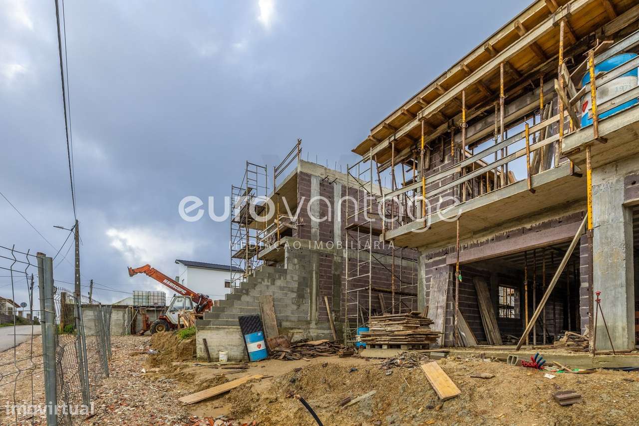 Moradia T3+1 às portas da cidade de Leiria-20