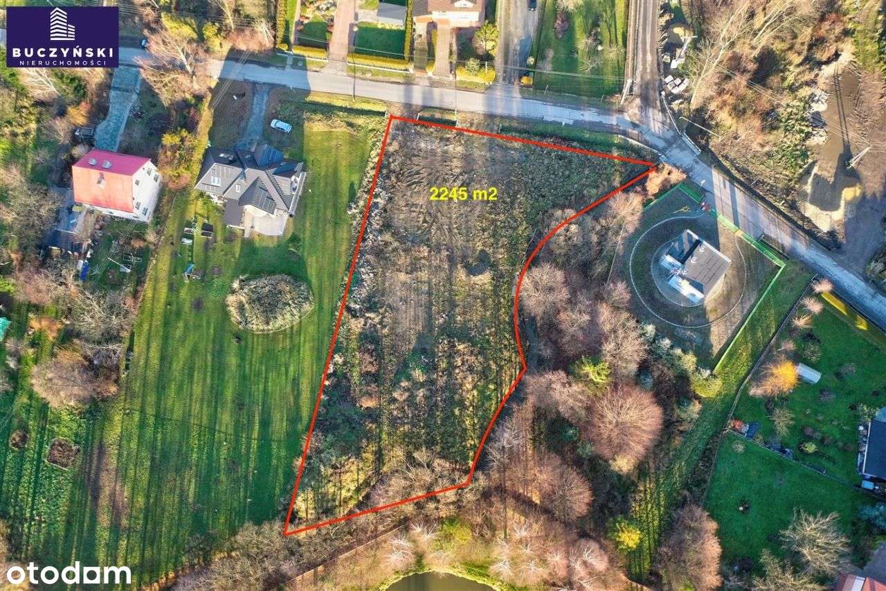 Działka z pozwoleniem na budowę 4 domów.-6