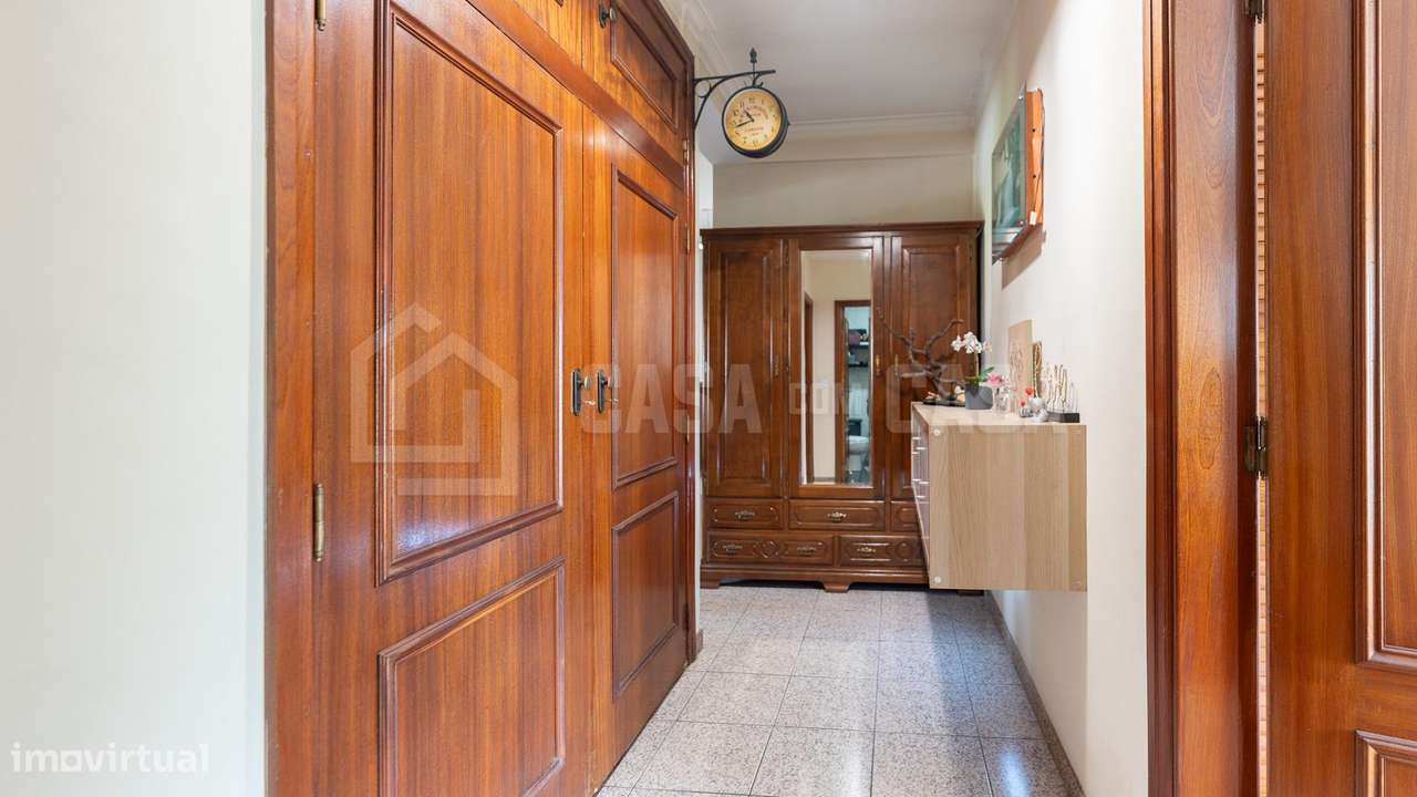 Apartamento T4 c/ Terraço Abraveses-11