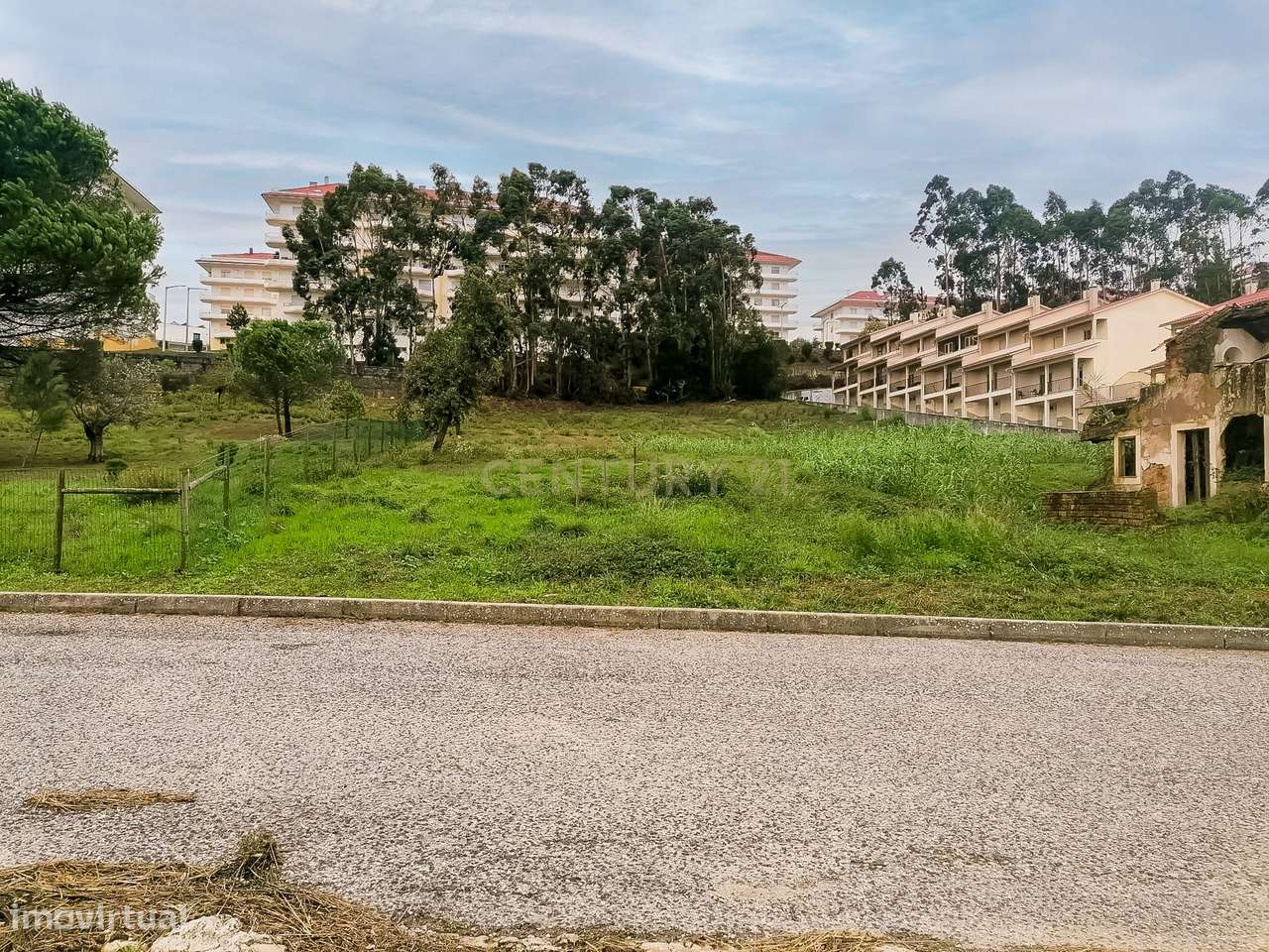 Terreno para construção de 3887 MT2  no Telheiro, em Leiria - Grande imagem: 2/8