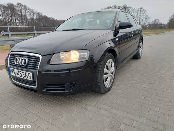 Audi A3 1.6 Ambition - 1