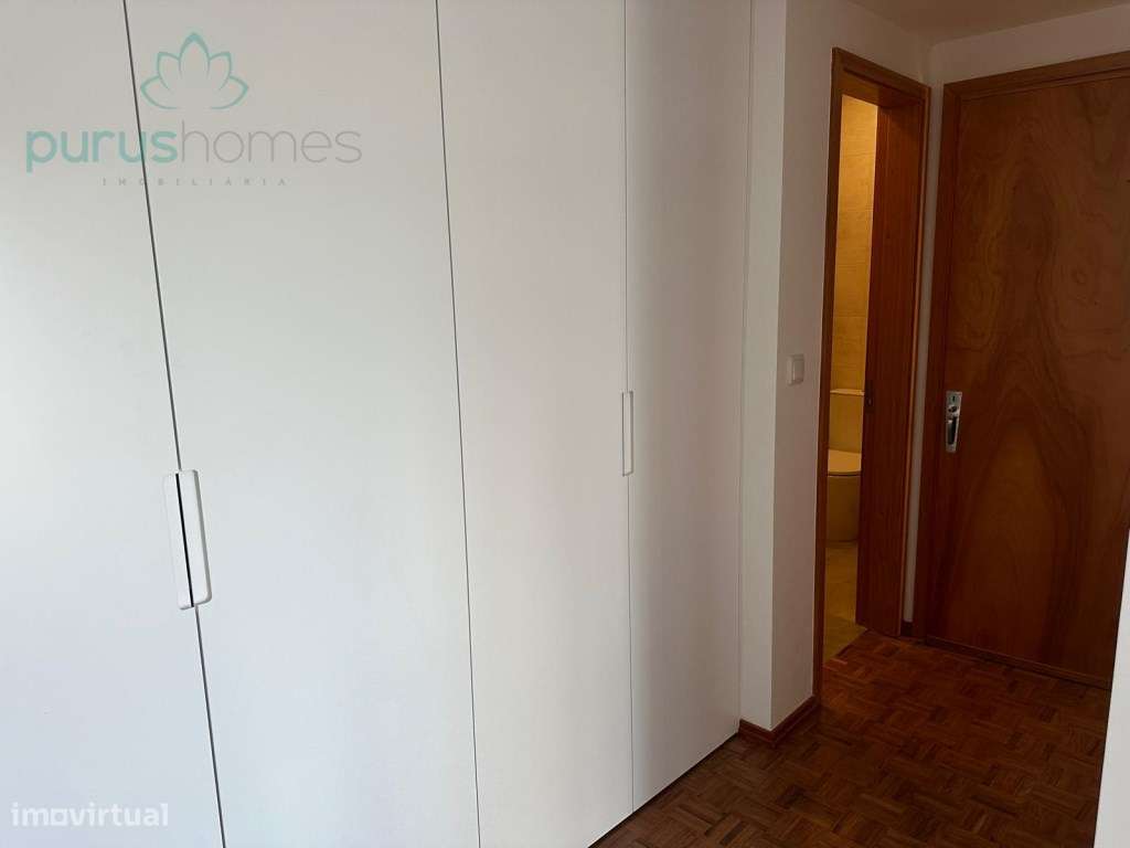 Apartamento T3 Remodelado no Campo Pequeno-23