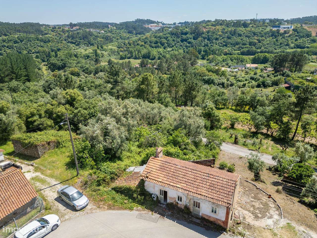 Moradia T2 para reconstrução - Grande imagem: 4/18