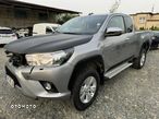 Toyota Hilux - 1