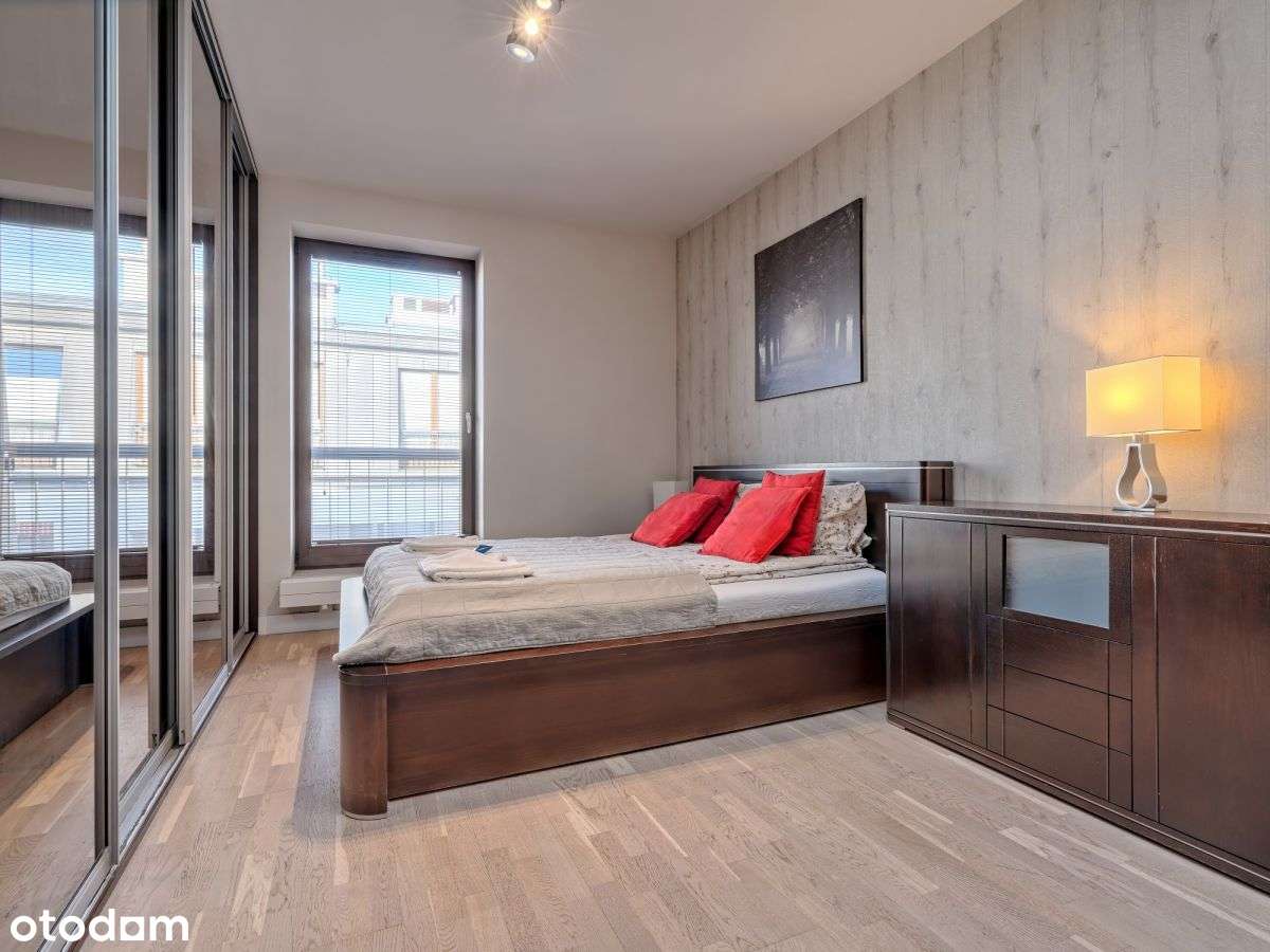 Szafarnia 8 – przestronne mieszkanie przy Marinie-3