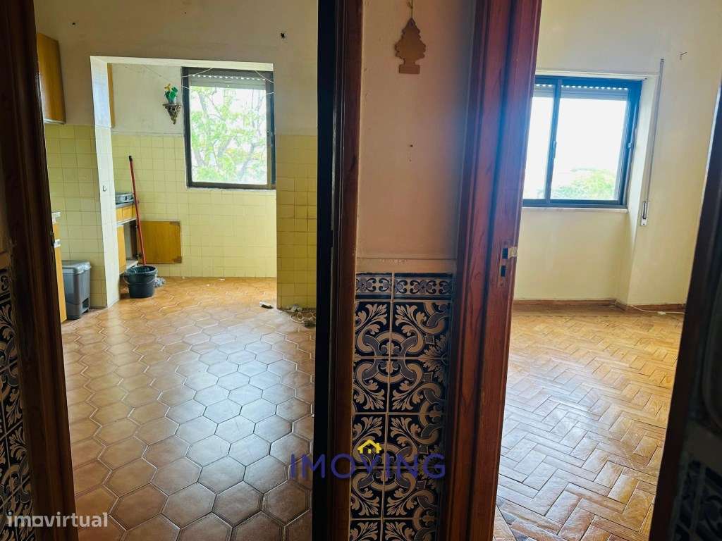 Apartamento T2 na Rua Adelina Abranches - Lavradio, Barreiro-9