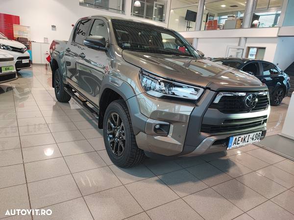 Toyota Hilux 2.8D 204CP 4x4 Double Cab AT Invincible - 2