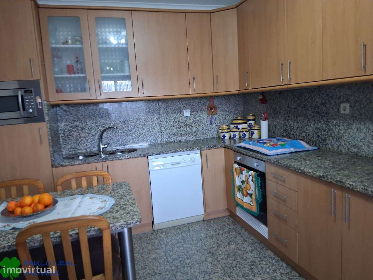 moradia 4 frentes com espaço exterior em alvarelhos na trofa - Grande imagem: 4/18