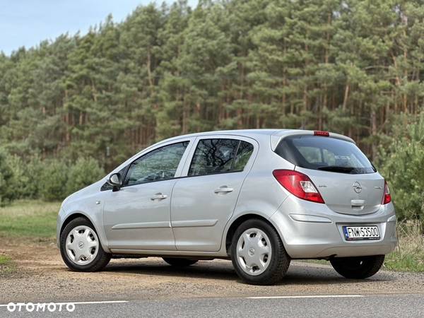 Opel Corsa - 11