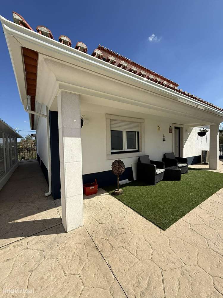 Moradia Semi- Nova T4 de Luxo - M3184/26 - Grande imagem: 4/27