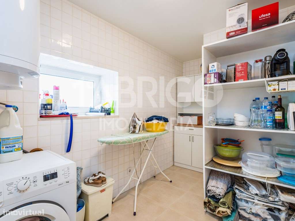 T4 Duplex no centro da Marinha Grande-30