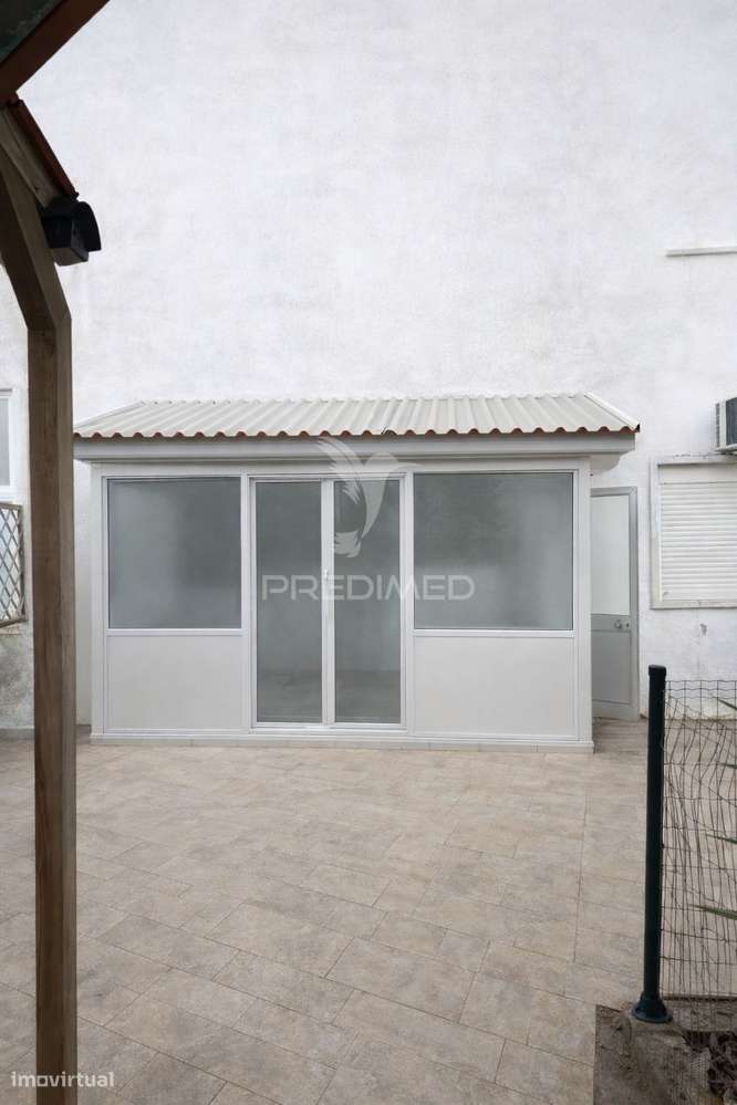 T2 com Terraço Privativo e Churrasqueira | Seixal - Grande imagem: 2/3