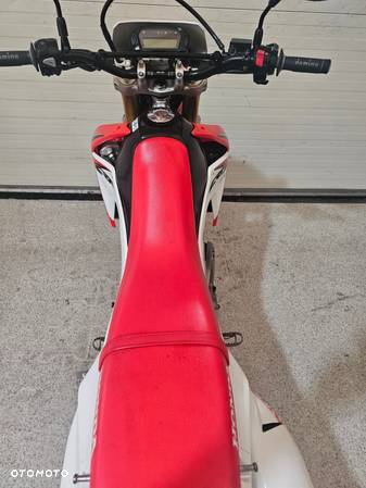 Honda CRF - 33