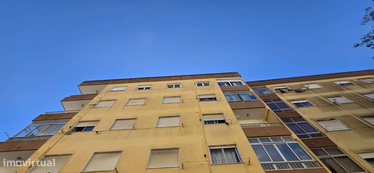 T2 na Serra das Minas com excelente localização e boas áreas-1