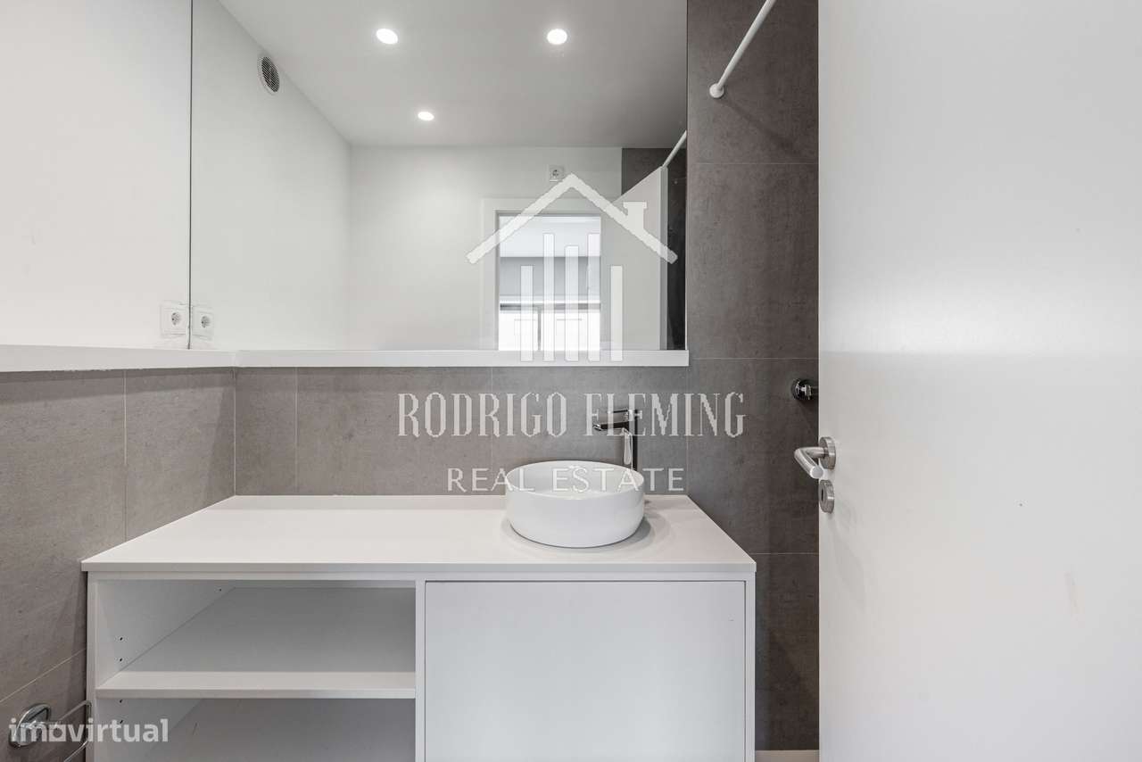Apartamento T3 em Miramar-21