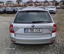 Skoda Octavia Combi Diesel 1.6 TDI DSG Ambition - 4