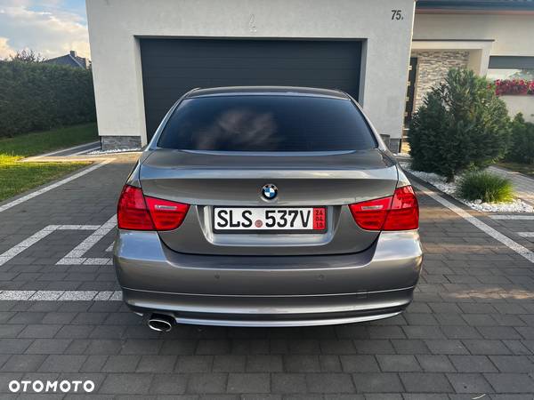 BMW Seria 3 320d xDrive - 8