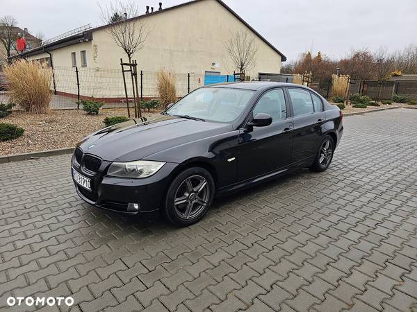 BMW Seria 3 320d - 5