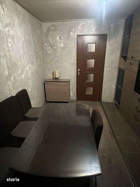 Inchiriez apartament 2 camere etaj2 detali la tel - Imagine principală: 4/5