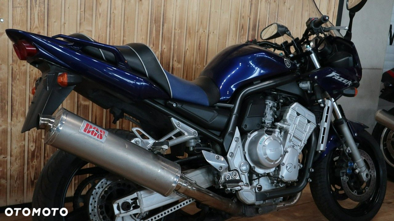 Yamaha FZS - 6