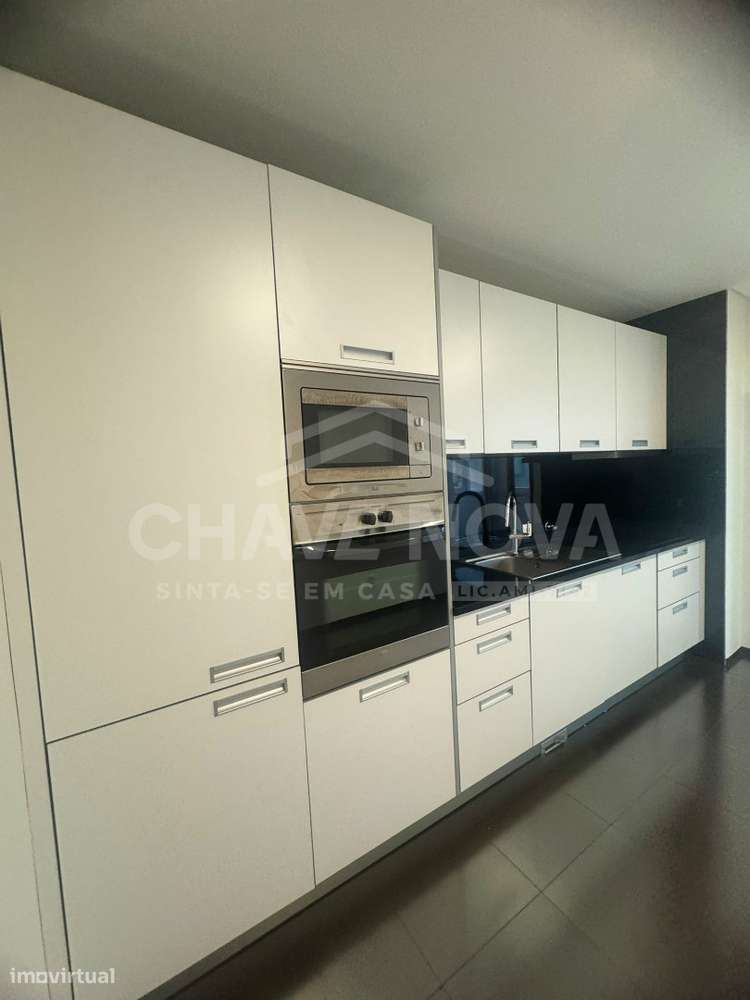 Apartamento T2 Praça das Flores, Porto-30