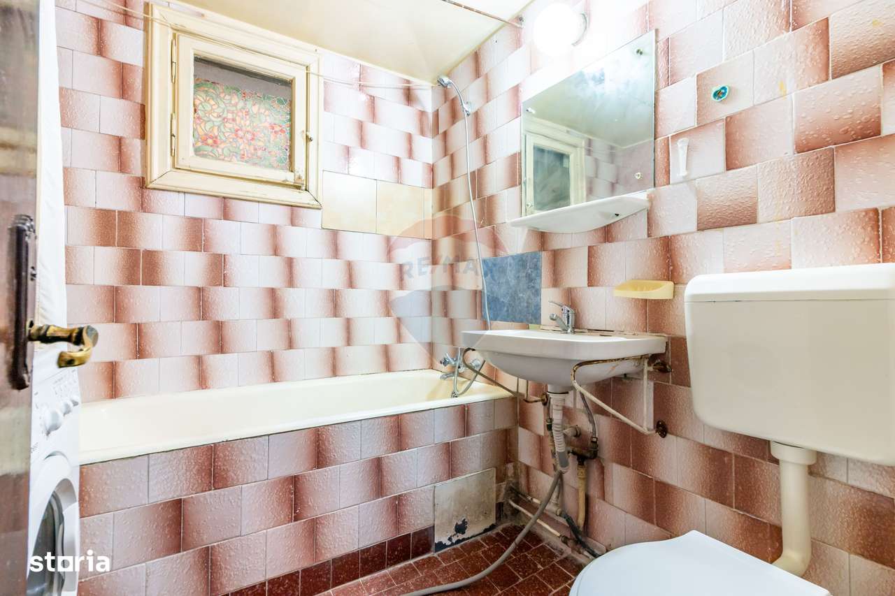 Apartament cu 3 camere de vânzare în zona Sebastian-14