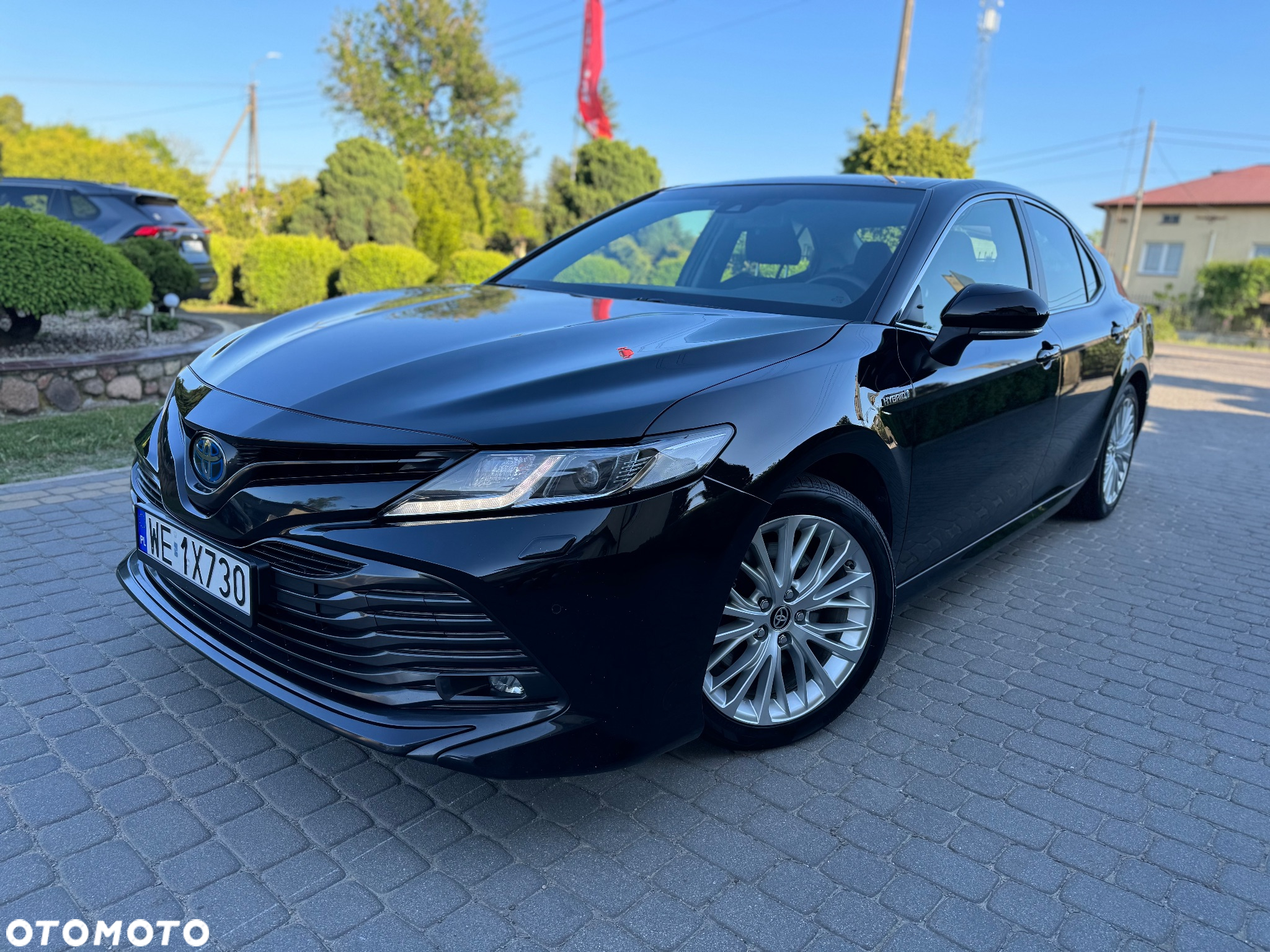 Toyota Camry - 2