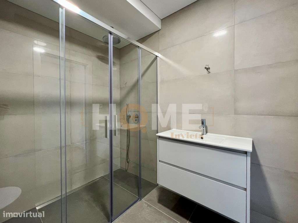 EXCELENTE Apartamento T3 NOVO | em plena Av. da Boavista-18