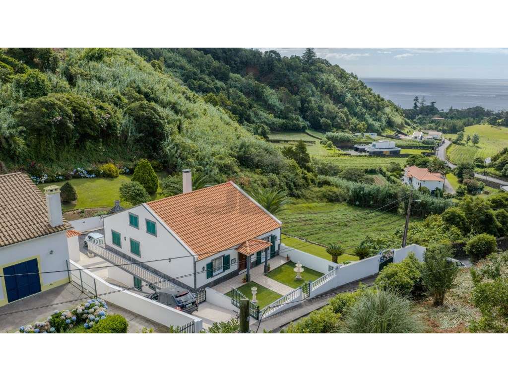 Moradia Exclusiva com Vista Mar + Terreno Urbano Independente (Fren...-26