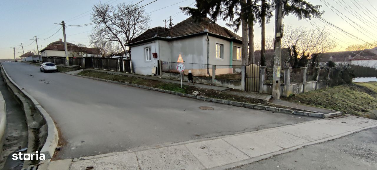 Casa 4 camere / 127m2 / Anexe / str. Pref. Vasile Moldovan