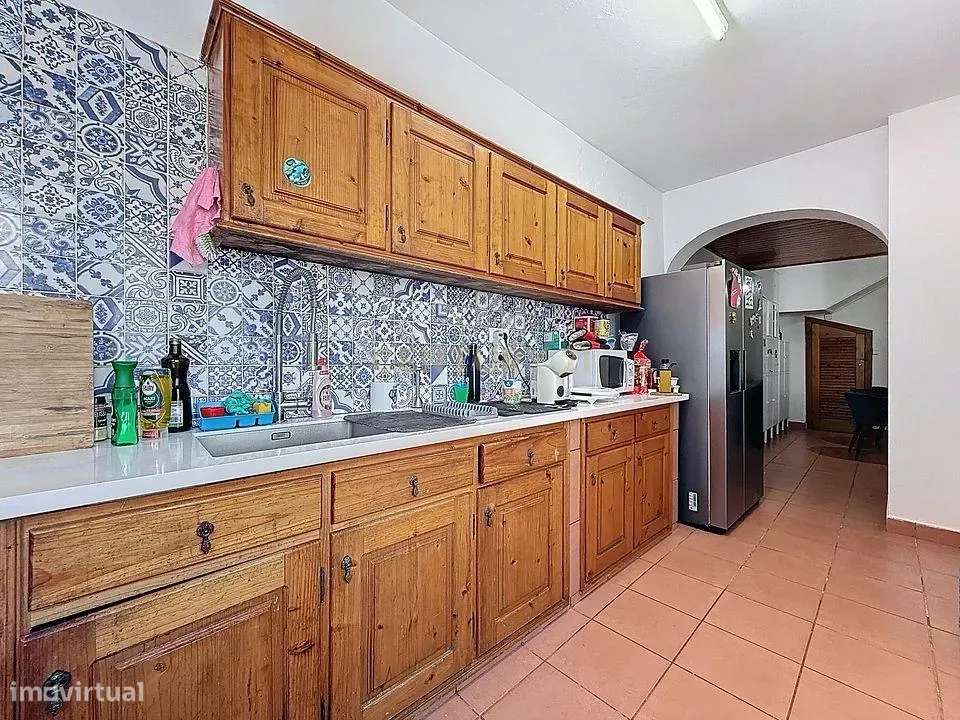 Moradia Única na Vila da Povoação – Um Verdadeiro Miradouro!-11