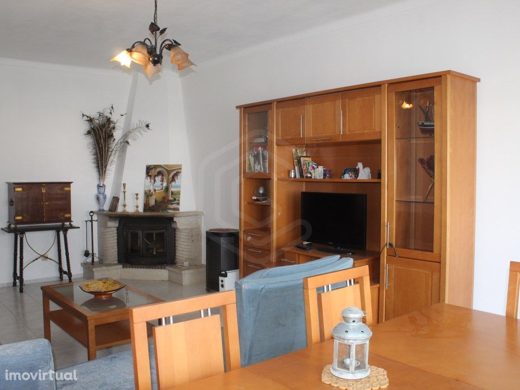 Apartamento T3 em zona central da cidade de Lagos, Algarve.